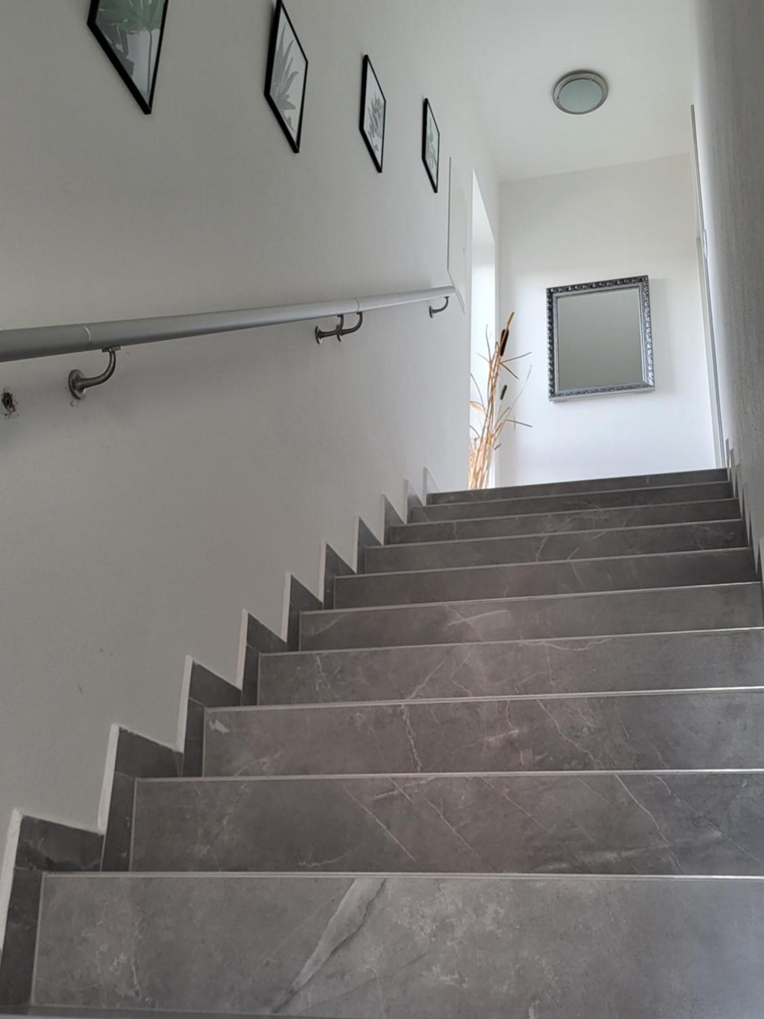 Apartman Gabriela Roudne Exteriör bild