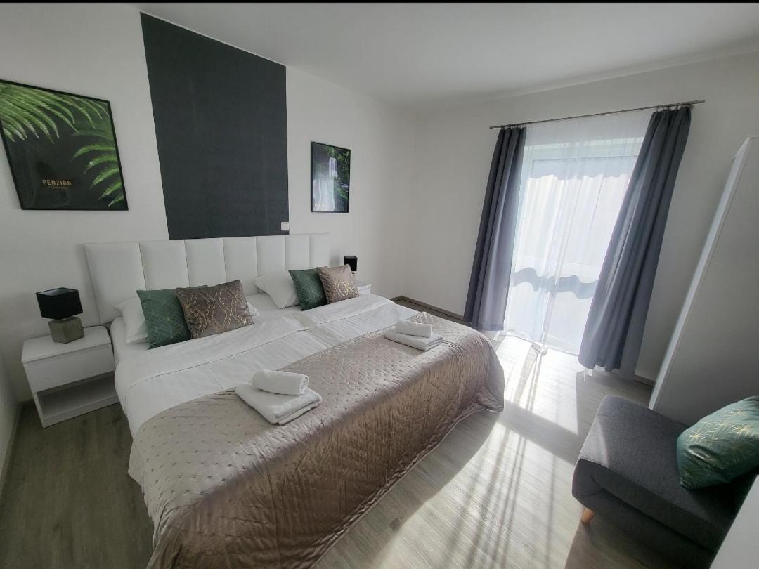 Apartman Gabriela Roudne Exteriör bild